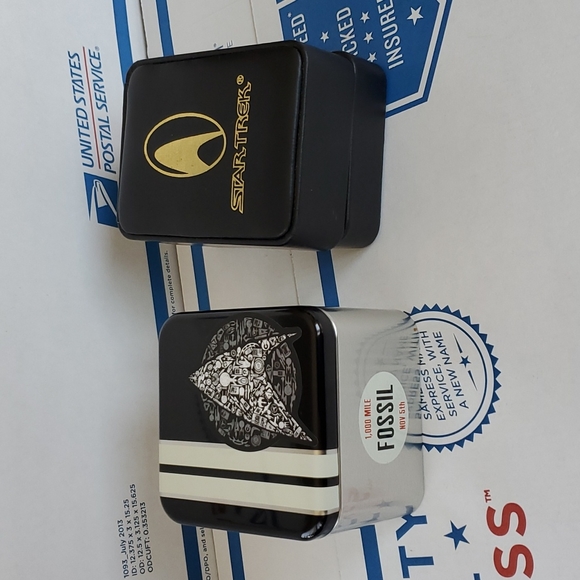 Star Trek Fossil Watch - Picture 9 of 9